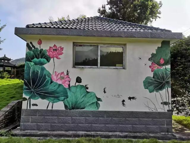 百校千生閩東行丨疊石鄉(xiāng) 百平濃情墻繪“靚”相竹陽，壁畫藝術(shù)助力新時(shí)代新農(nóng)村文化建設(shè)